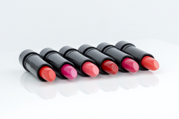 lipstick-1531857_1920