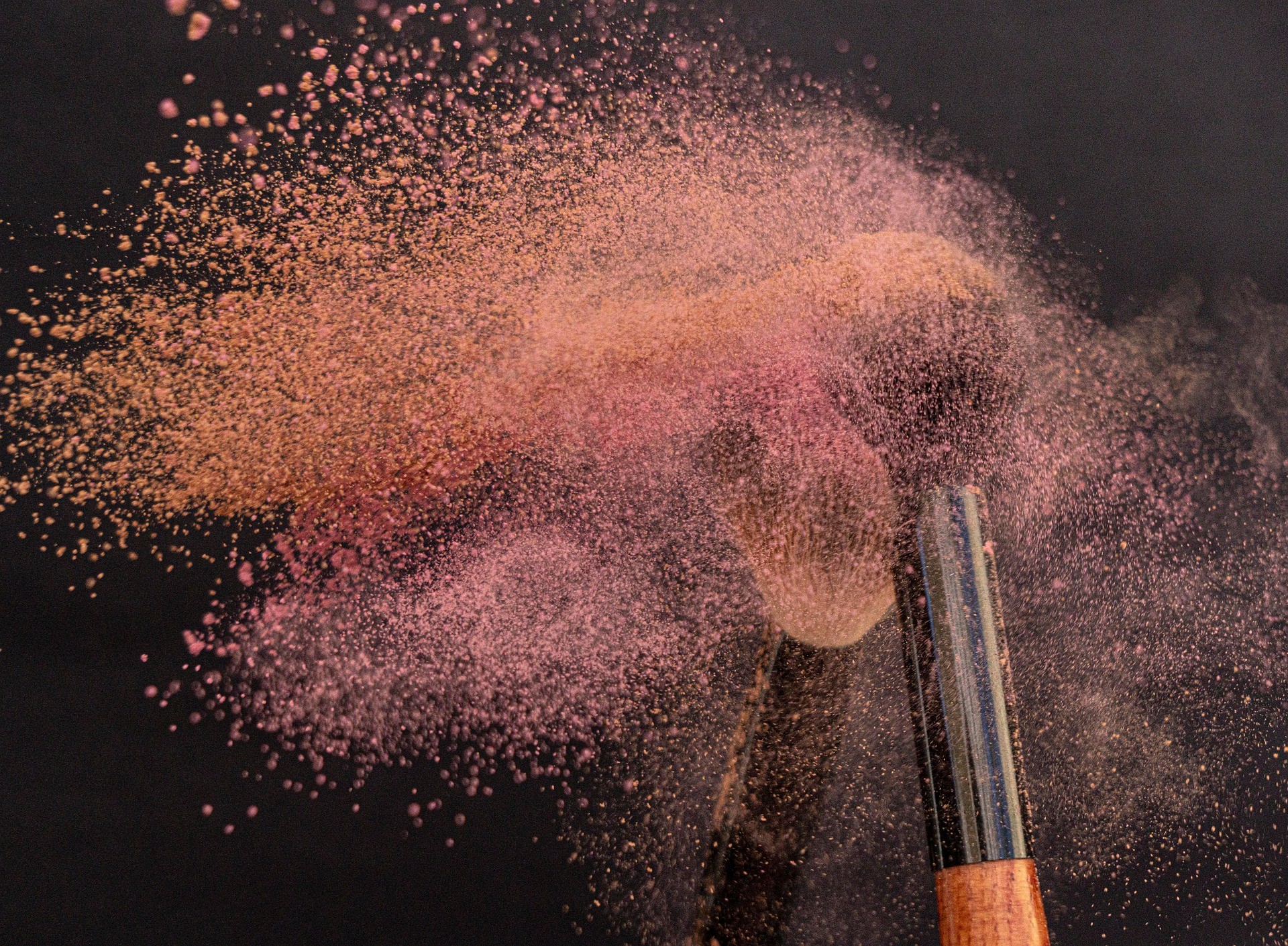 cosmetics-7014585_1920